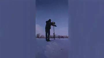 Ледобур из триммера